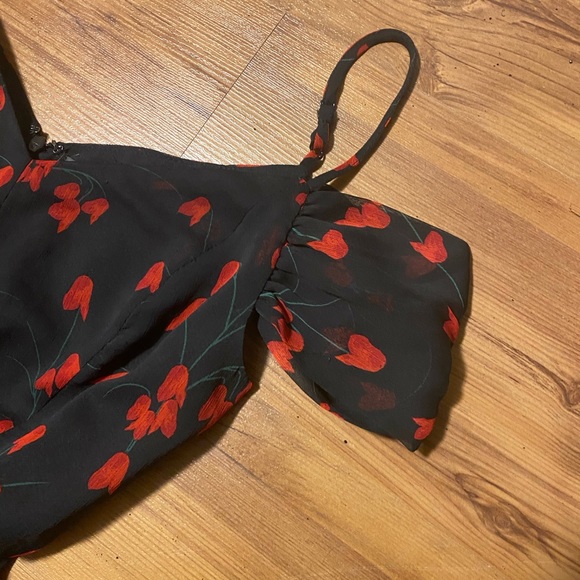 SOLD ‼️ Date Night Dress - Picture 2 of 2